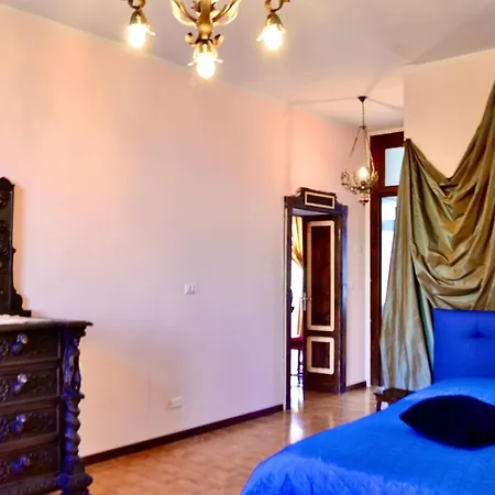 Villa In Oleandra With Privet Garden & Pool *