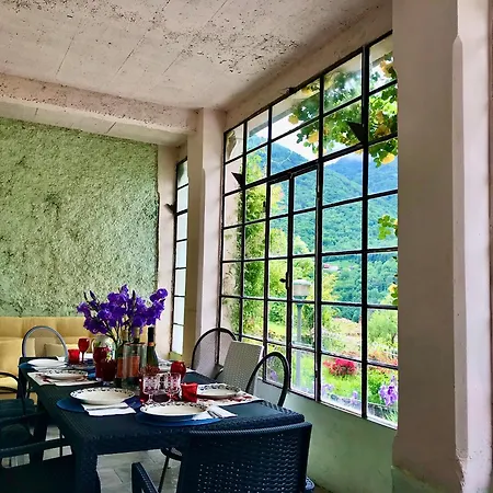 Villa In Oleandra With Privet Garden & Pool *